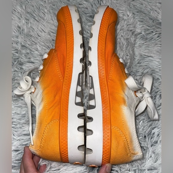 PALLADIUM Women’s orange fade shoes Size 7.5 - Picture 5 of 11